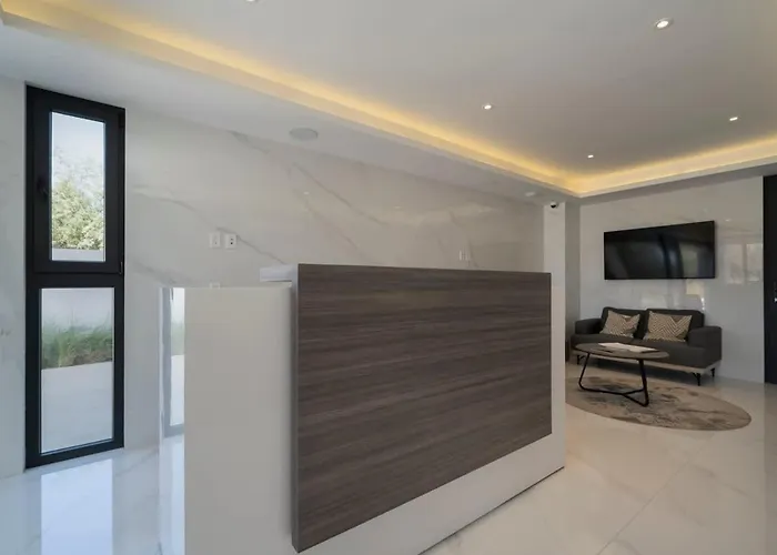 Casa Cabo - The Best, Fully Equipped Luxurious Brand New Condo