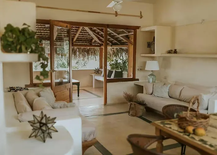 Villa Gardenia - Oceanfront Casa Mango W Pool